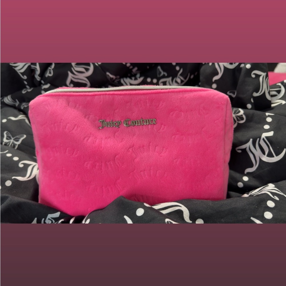 Juicy Couture Vibrant Pink Cosmetic Case